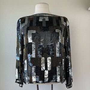 EUC Women’s Sequin Top